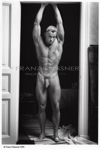 published in https://franzfleissner.com/male-physique/